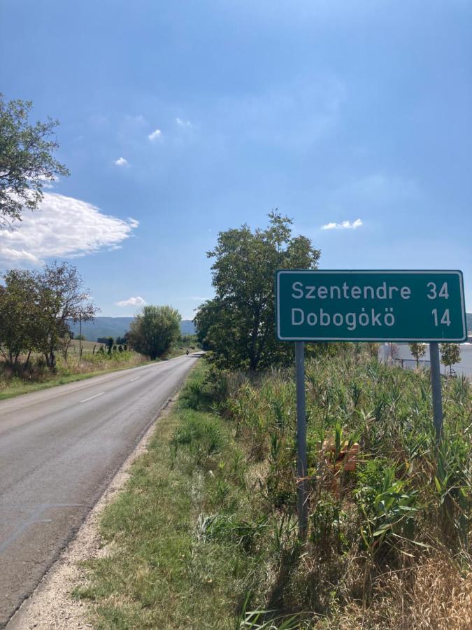 Apartman-Donau Tát Buitenkant foto
