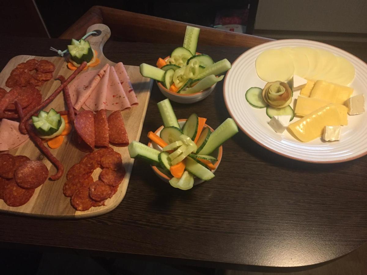 Apartman-Donau Tát Buitenkant foto