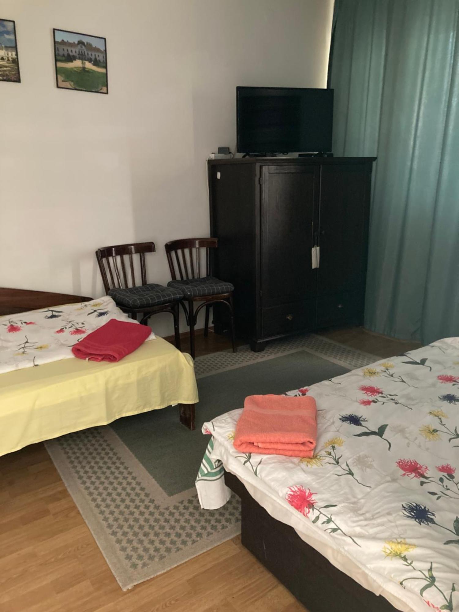 Apartman-Donau Tát Buitenkant foto