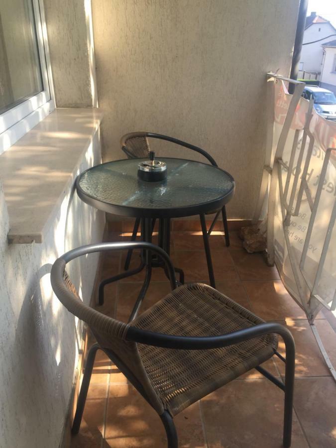 Apartman-Donau Tát Buitenkant foto